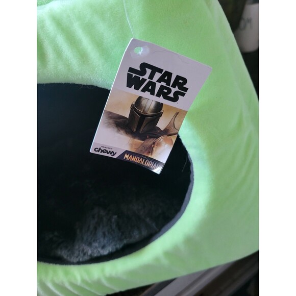 Brand-New Chewy Star Wars Mandalorian The Child Cave Pet Bed Baby Yoda Grogu - Picture 2 of 11